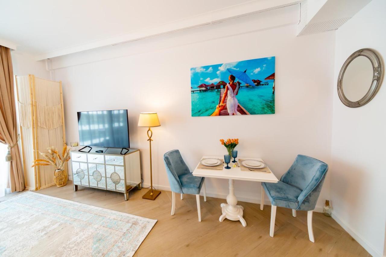 Vanilla Residence Mamaia Nord Екстериор снимка